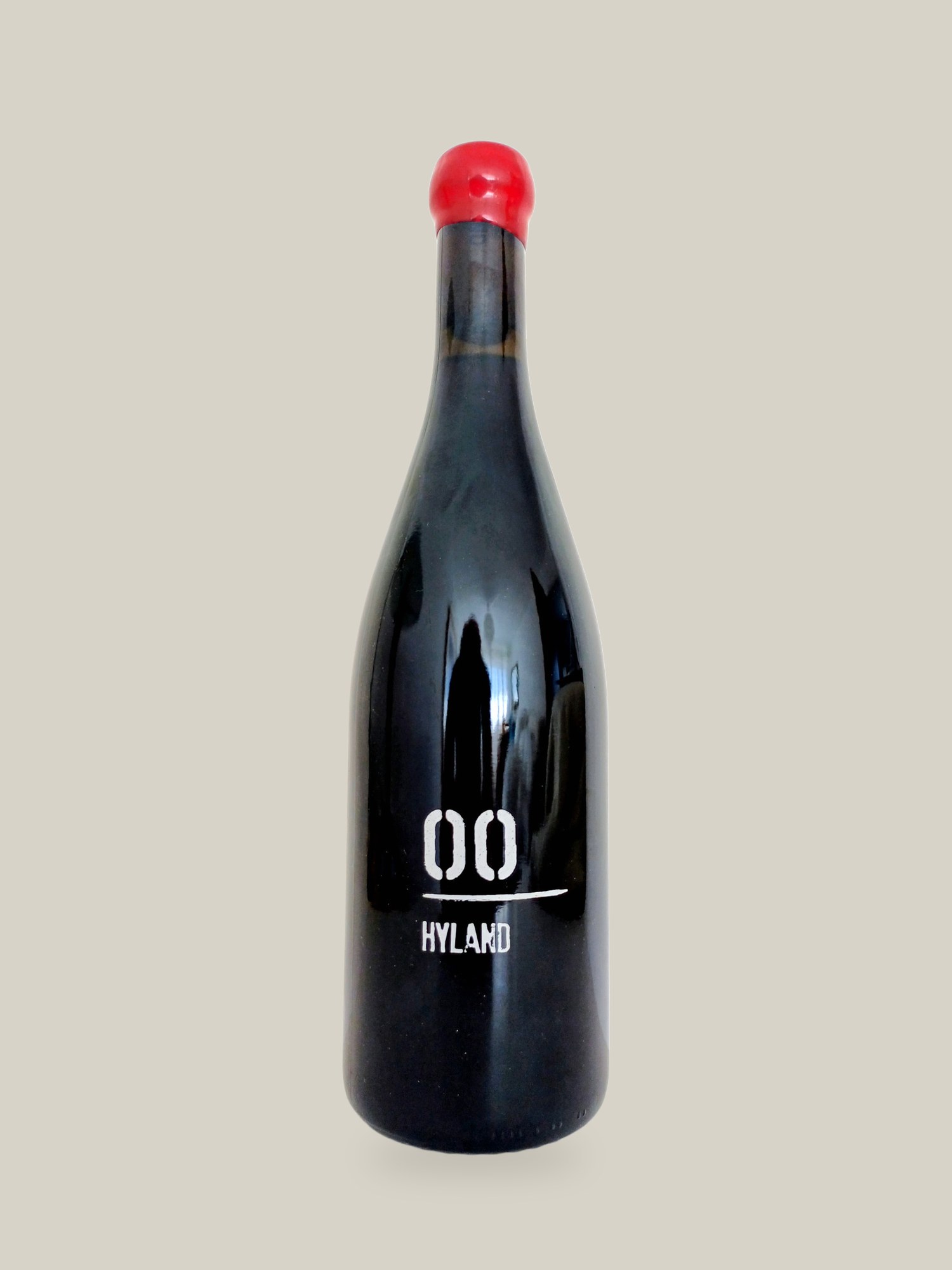 00 Wines Hyland Pinot Noir 2017